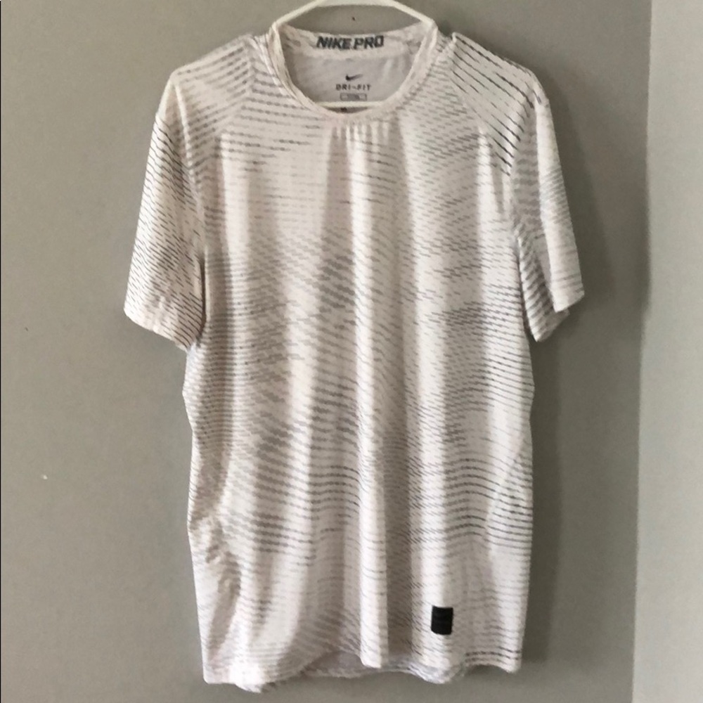 Nike Dri-Fit Nike Pro T-Shirt